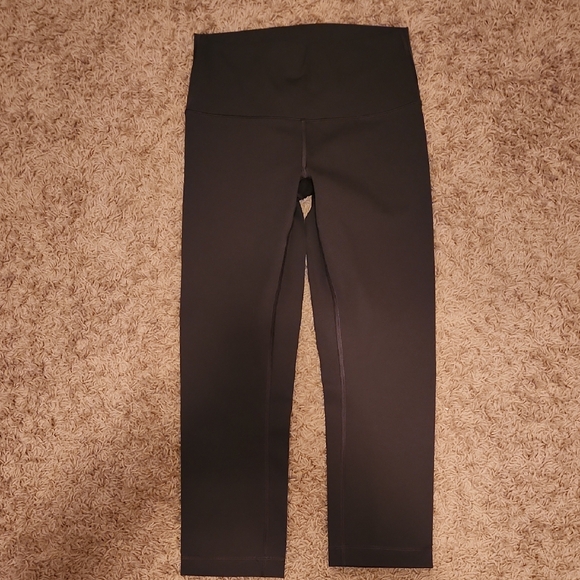 Lululemon Athletica Green Crop Leggings Size 6 - Picture 1 of 5